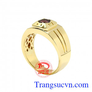 Nhẫn nam granat lịch lãm mang lại sự tự tin cho phái mạnh.
