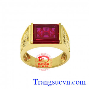 Chế tác theo công nghệ hiện đại mang đến chiếc nhẫn nam tính và phong cách. Nhẫn nam mạnh mẽ vàng tây