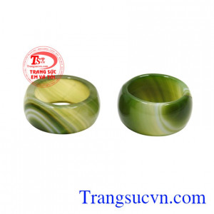 Nhẫn ngọc mã não cát tường