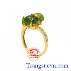 Sản phẩm không chỉ mang đến vẻ trẻ trung mà còn đem lại nhiều may mắn và tài lộc đến cho người dùng.