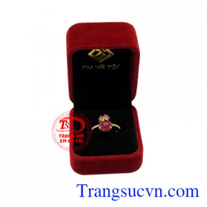 Nhẫn nữ Ruby lộc phát đẹp.