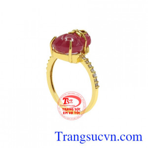 Sản phẩm sẽ là sự lựa chọn hoàn hảo để dành tặng cho người thân và bạn bè với lời chúc đại cát, thịnh vượng.