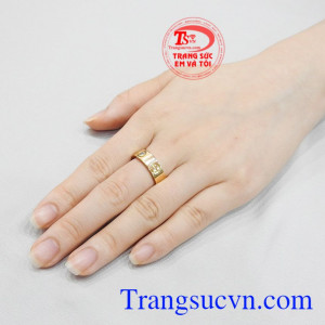 Nhẫn nữ vàng màu thời thượng