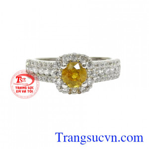 Đá sapphire sở hữu vẻ đẹp lung linh, quyền quý từ lâu đã được biết đến và chiếm trọn tình cảm của bao trái tim những người yêu đá quý.