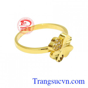 Sản phẩm phù hợp với nhiều kiểu trang phục và là món quà hợp thời trang dành tặng cho người yêu thương của bạn.