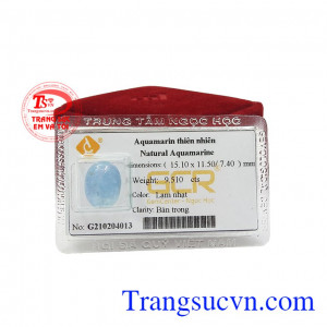 Viên aquamarin thiên nhiên là đá hộ mệnh cho người sinh tháng 3. 