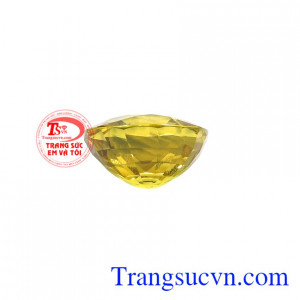 Viên sapphire vàng an yên có giấy kiểm định đá quý từ trung tâm kiểm định uy tín.
