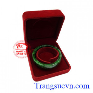 Vòng ngọc cẩm thạch an lành thiên nhiên có giấy kiểm định đá quý từ trung tâm kiểm định uy tín.