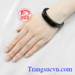 Vòng ngọc cẩm thạch chất lượng