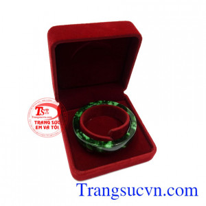 Vòng ngọc cẩm thạch lộc phát đẹp.