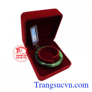 Vòng tay cẩm thạch an khang đẹp.