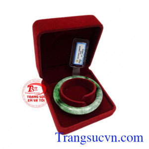 Vòng tay ngọc cẩm thạch phát lộc thiên nhiên.