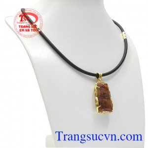 Bộ sản phẩm vừa mang đến vẻ thời trang vừa đem lại may mắn về tài lộc đến cho người đeo.