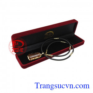 Bộ mặt thạch anh tóc bọc vàng