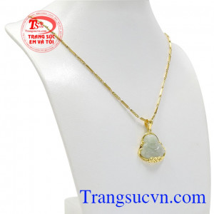 Bộ phật di lặc jadeite phát tài với kết hợp vàng tây cùng ngọc cẩm thạch thiên nhiên mang đến bộ trang sức đẹp và hợp phong thủy.