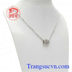 Bộ trang sức nữ chữ H thời trang là sự kết hợp vàng trắng cùng các viên đá cz lấp lánh, dễ thương. 