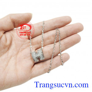 Bộ trang sức nữ chữ H thời trang có thể đặt chế tác theo yêu cầu. 