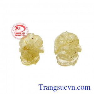 Tỳ hưu là linh vật từ xưa đến nay được nhiều người ưa chuộng, bởi người ta tin rằng linh vật này có tác dụng chiêu tài lộc, giải trừ tà khí.