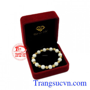 Chuỗi cẩm thạch vàng tây đẹp.