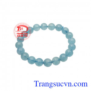 Chuỗi tay aquamarine 9 ly là loại đá dành cho người sinh tháng 3. 