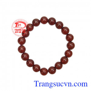 Loại đá này có nhiều tác dụng trong phong thủy và sức khỏe người dùng. Chuỗi tay garnat mệnh hỏa