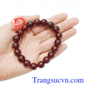 Người ta tin rằng, việc mang đá này thường xuyên bên người sẽ giúp cải thiện các bệnh về viêm nhiễm và điều hòa tim mạch. Chuỗi tay garnat mệnh hỏa
