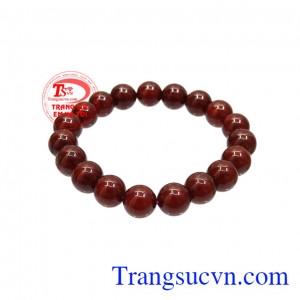 Chuỗi tay garnat mệnh hỏa hay còn gọi là ngọc hồng lựu.