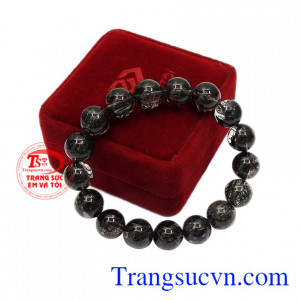 Chuỗi thạch anh tóc 12 ly tài lộc món quà hợp phong thủy để dành tặng cho người thân và bạn bè.