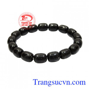 Chuỗi thạch anh tóc ấn tượng được chế tác hình lu thống độc đáo, sáng bóng.