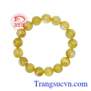 Thạch anh tóc vàng mang đến tài lộc, thịnh vượng và may mắn. Chuỗi thạch anh tóc vàng thịnh vượng