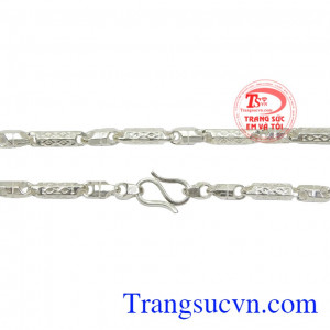 Dây chuyền bạc nam tính độc đáo đảm bảo chất lượng.