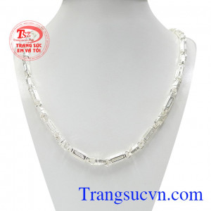 Dây chuyền bạc phái mạnh đẹp được chế tác tinh tế từ bạc 92.5.