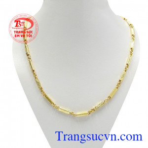 Dây chuyền nam tính ấn tượng
