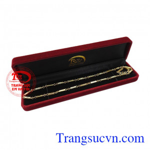 Dây chuyền nam tính ấn tượng