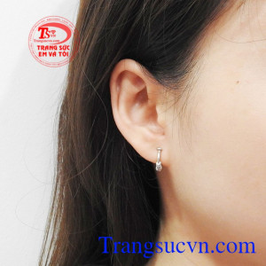 Hoa tai bạc xinh yêu