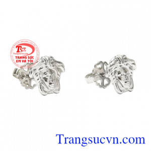 Đôi hoa tai này sẽ giúp các cô nàng có tone màu da lạnh, trung tính và tối màu nổi bật hơn, giúp nữ giới tự tin thể hiện cá tính của mình.