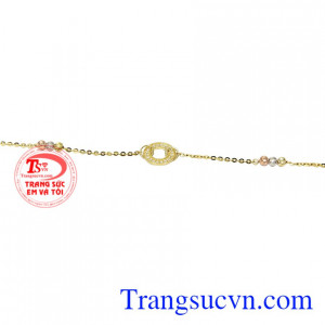 Chiếc lắc chân này sẽ giúp tôn lên vẻ thướt tha, uyển chuyển cho đôi chân của các nàng.