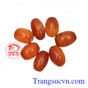 Ngoài ra, lu thống còn là biểu tượng của sự sung túc và giàu có. Lu thống mã não đẹp