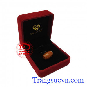 Lu thống ngọc cẩm thạch đẹp phù hợp với người mệnh kim và mệnh thổ. 