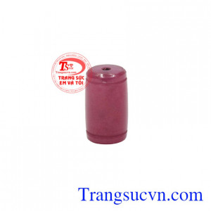 Lu thống Ruby may mắn được chế tác tinh xảo từ đá Ruby thiên nhiên bền đẹp.