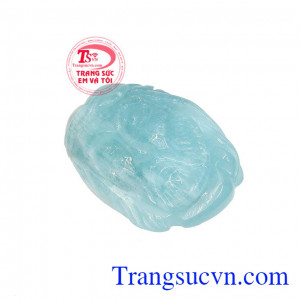 Mỗi khi đeo mặt dây này thì lại nhắc về sự thương xót và lòng nhân từ của Chúa với cả nhân loại. Mặt chúa Giê-su aquamarine