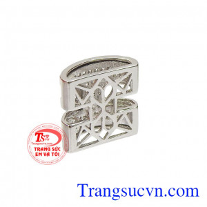 Sản phẩm phù hợp làm quà tặng cho người thân và bạn bè. Mặt dây nữ chữ H thời trang