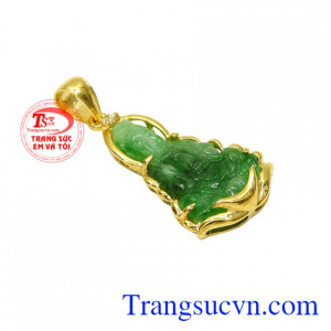 Phật Bà Quan Âm là biểu tượng của điềm lành, lòng từ bi bác ái, hướng thiện, hoá hung khí, đem lại bình an, giải trừ tai ách cho gia chủ