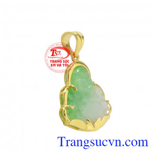 Mặt phật di lặc jadeite an bình được chạm khắc tinh tế và tỉ mỉ.
