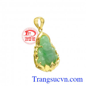 Mặt phật di lặc may mắn jadeite phù hợp cho người mệnh hỏa và mộc. 