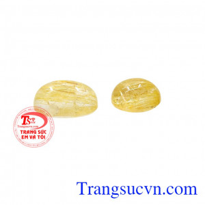 Thạch anh tóc vàng có tác dụng điều hòa lưu thông khí huyết, cân bằng hệ thần kinh trung ương giúp người dùng được thư giãn, giải tỏa căng thẳng, mệt mỏi. Mặt thạch anh tóc vàng đẹp