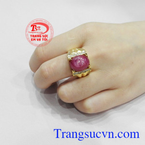 Nhẫn nam ruby sao độc đáo