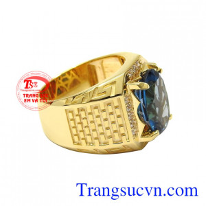 Không chỉ vậy, sản phẩm sẽ mang đến may mắn về tài lộc, thịnh vượng đến cho người mang mệnh Thủy và mệnh Mộc.