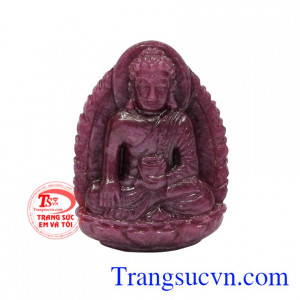 Phật A Di Đà Ruby an nhiên được chạm khắc vô cùng tinh xảo hình phật A Di Đà.