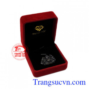 Phật Di Lặc saphir an yên đẹp.